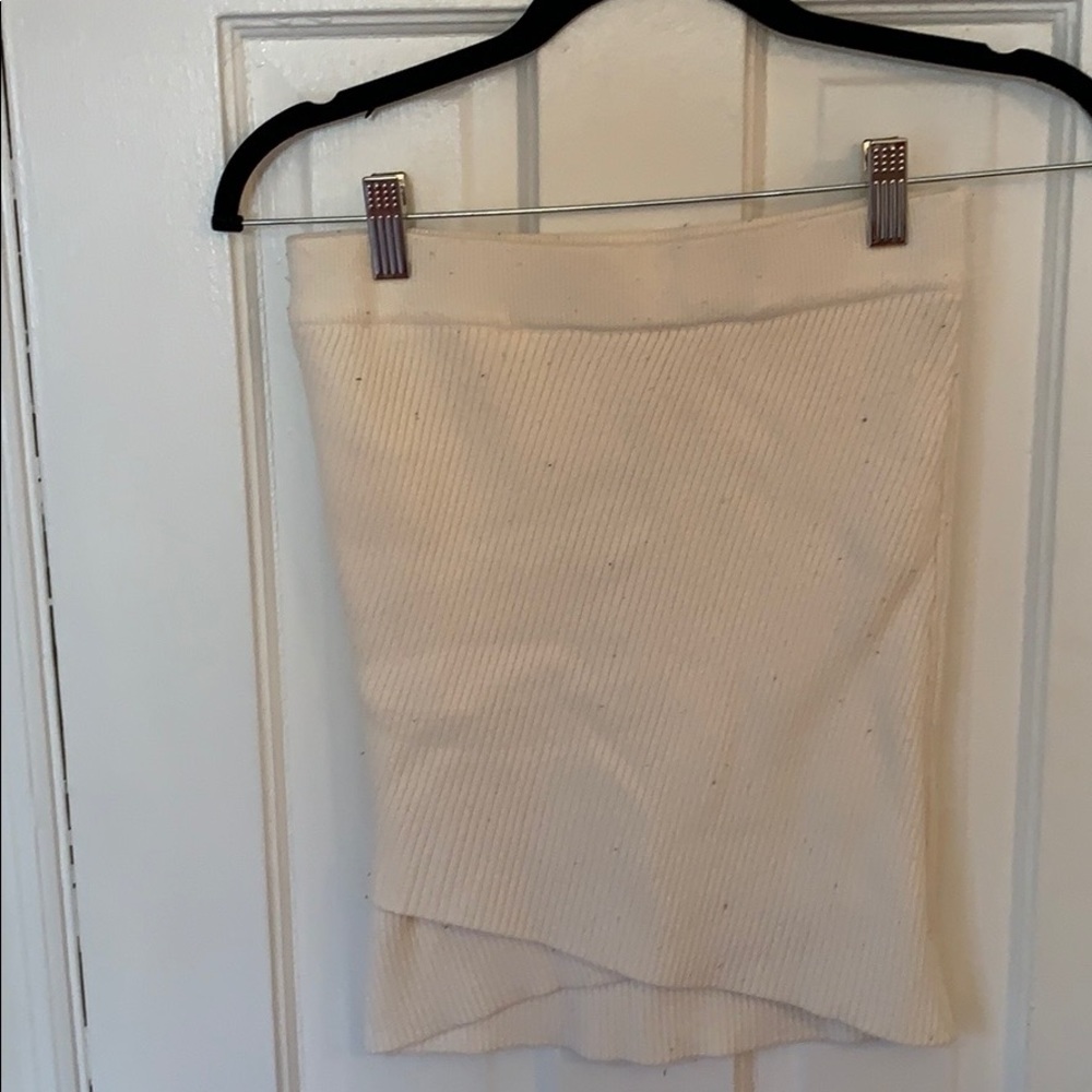 🌸2/$10 ZARA Cream Sweater Skirt